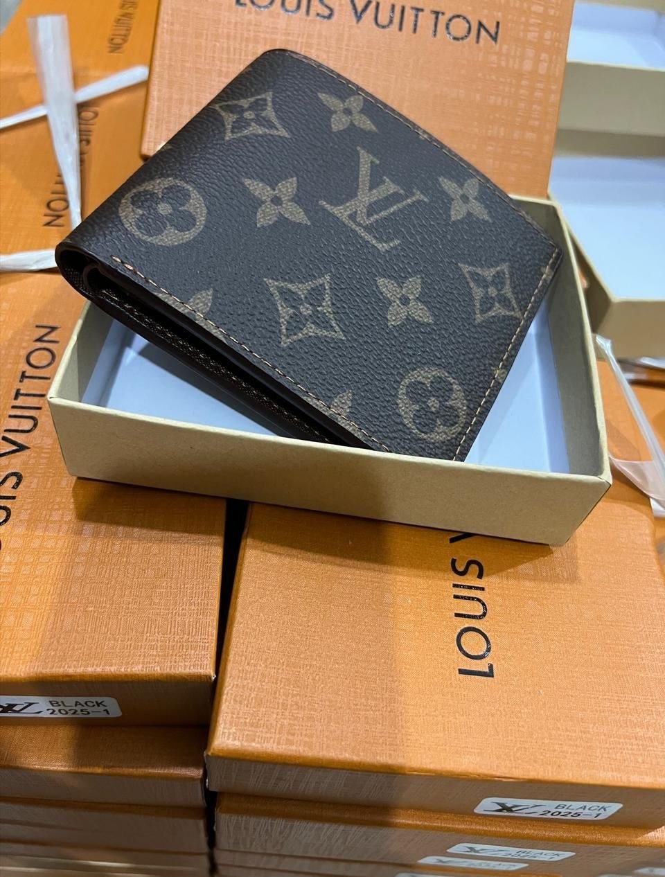 PORTEFEUILLE LOUIS VUITTON